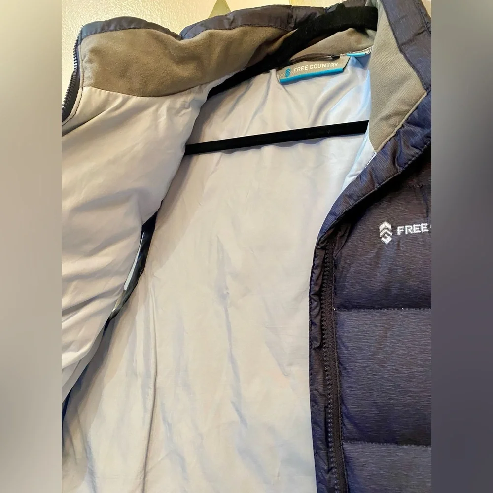 🦃 Free Country Women’s blue puffer vest - Picture 4 of 4